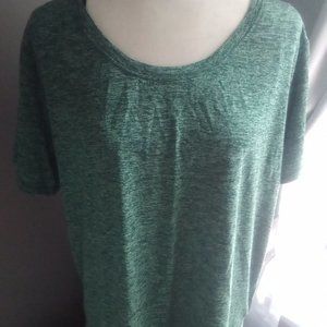 Tee